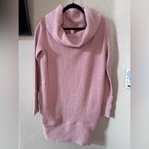 Lululemon Along The Way dress. Color: heathered copper clay. Small